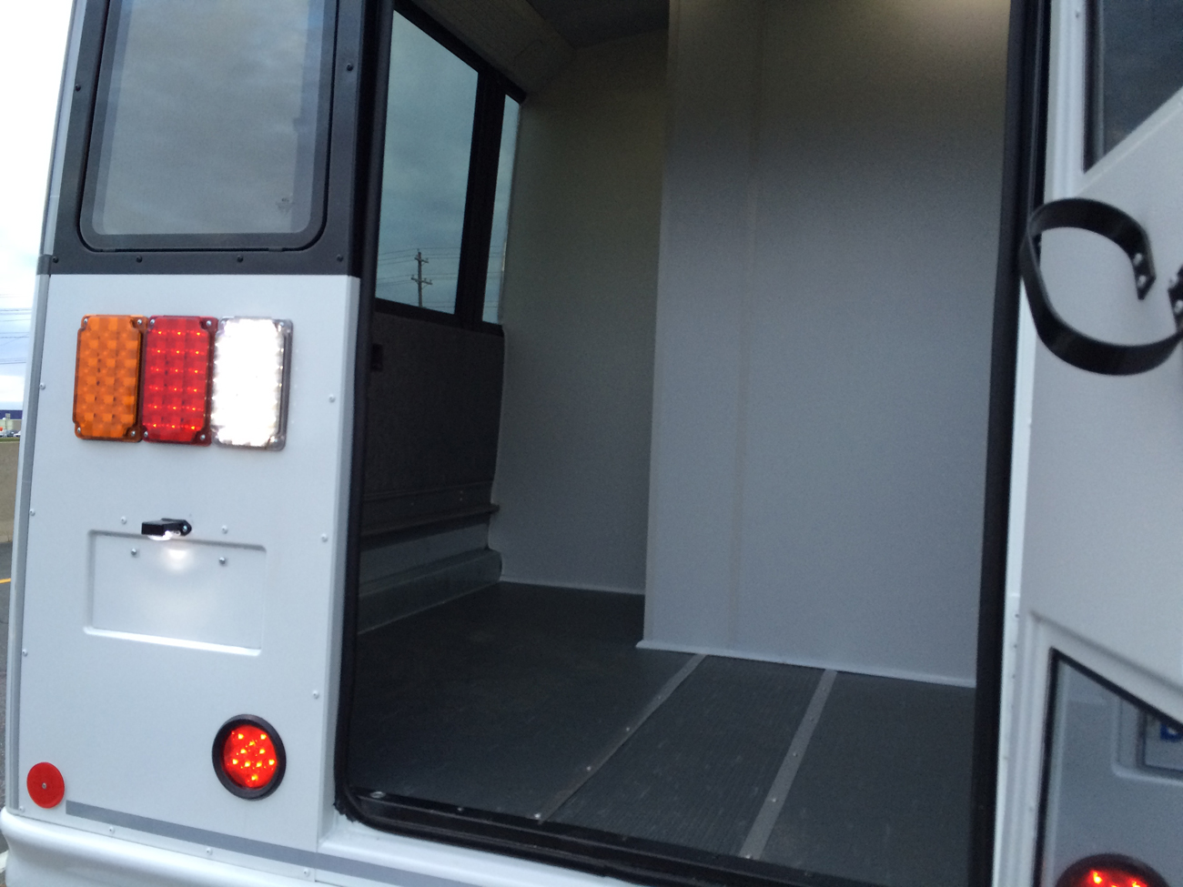 c2-commercial-units - The Bus Boys
